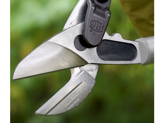 Felco 230 – leichte Zweihand-Ambossschere, 80 cm/40 mm/1,15 kg