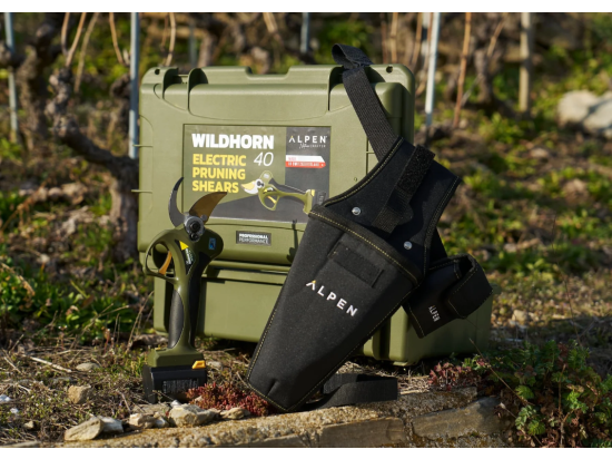 ALPEN WILDHORN 40 – Schweizer Elektrogartenschere mit FELCO-Klinge, Schnittstärke bis 40 mm